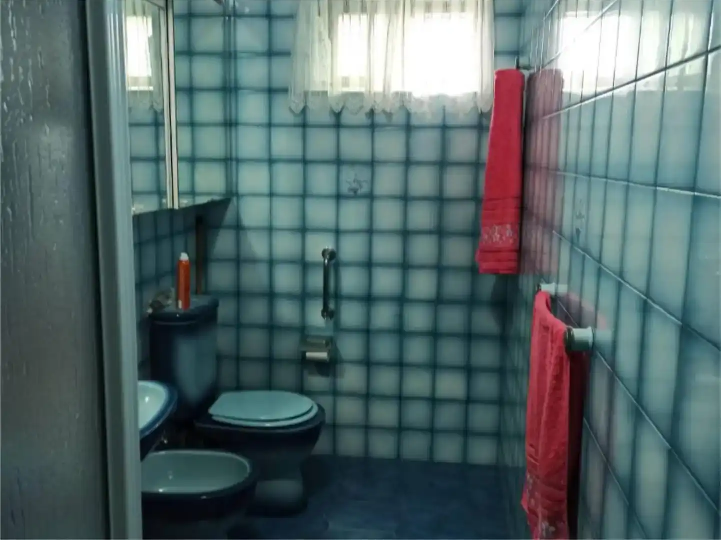 Baño de Piso en venta en Arbo con Jardín privado y Amueblado