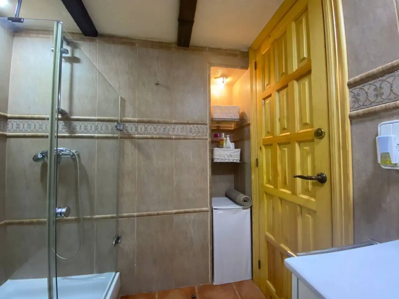 Baño de Casa adosada en venta en Mont-roig del Camp con Aire acondicionado, Parquet y Terraza