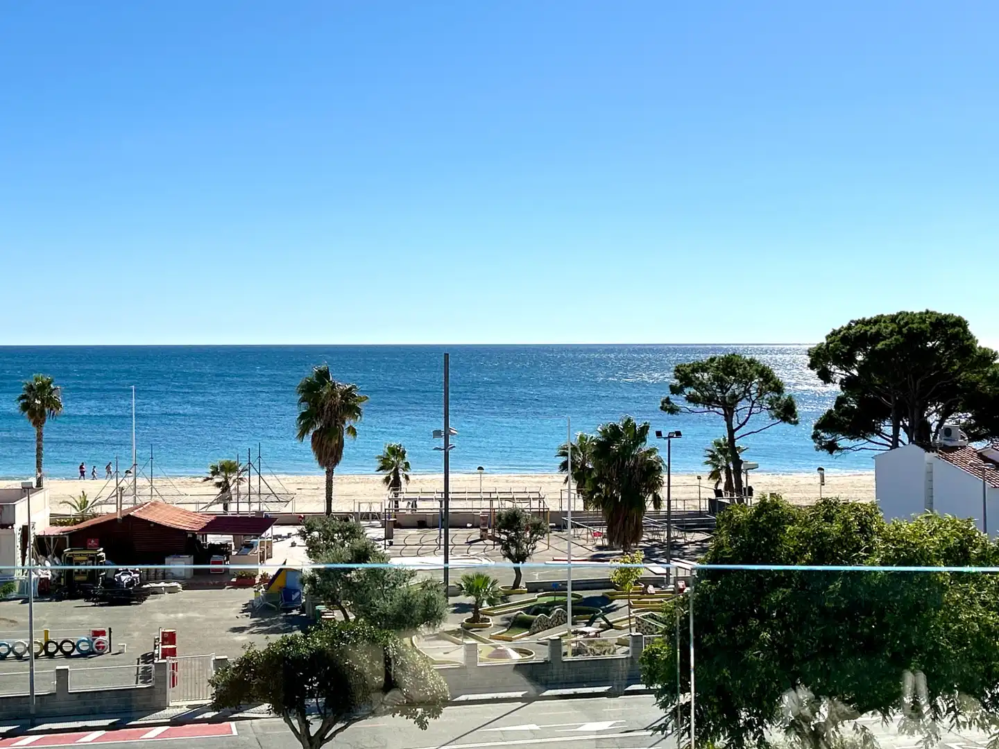 Vista exterior de Àtic en venda en Cambrils amb Aire condicionat, Piscina i Moblat