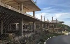 Außenansicht von Gebäude zum Verkauf in Polopos