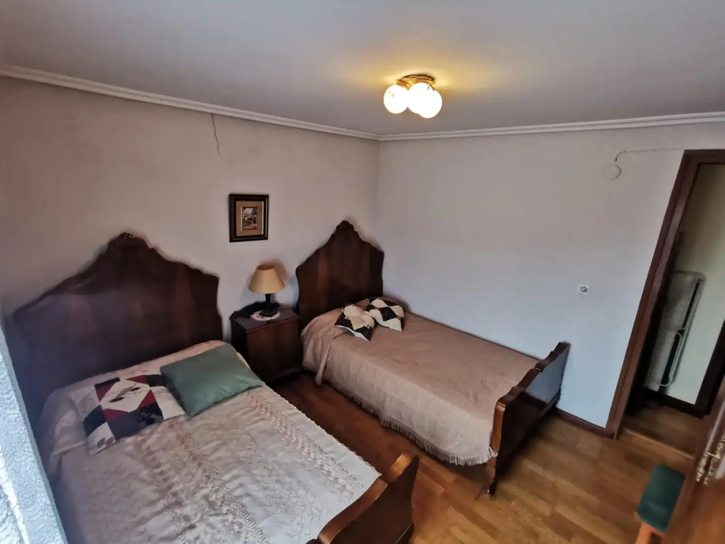Dormitori de Casa o xalet en venda en Entrena amb Calefacció, Terrassa i Traster