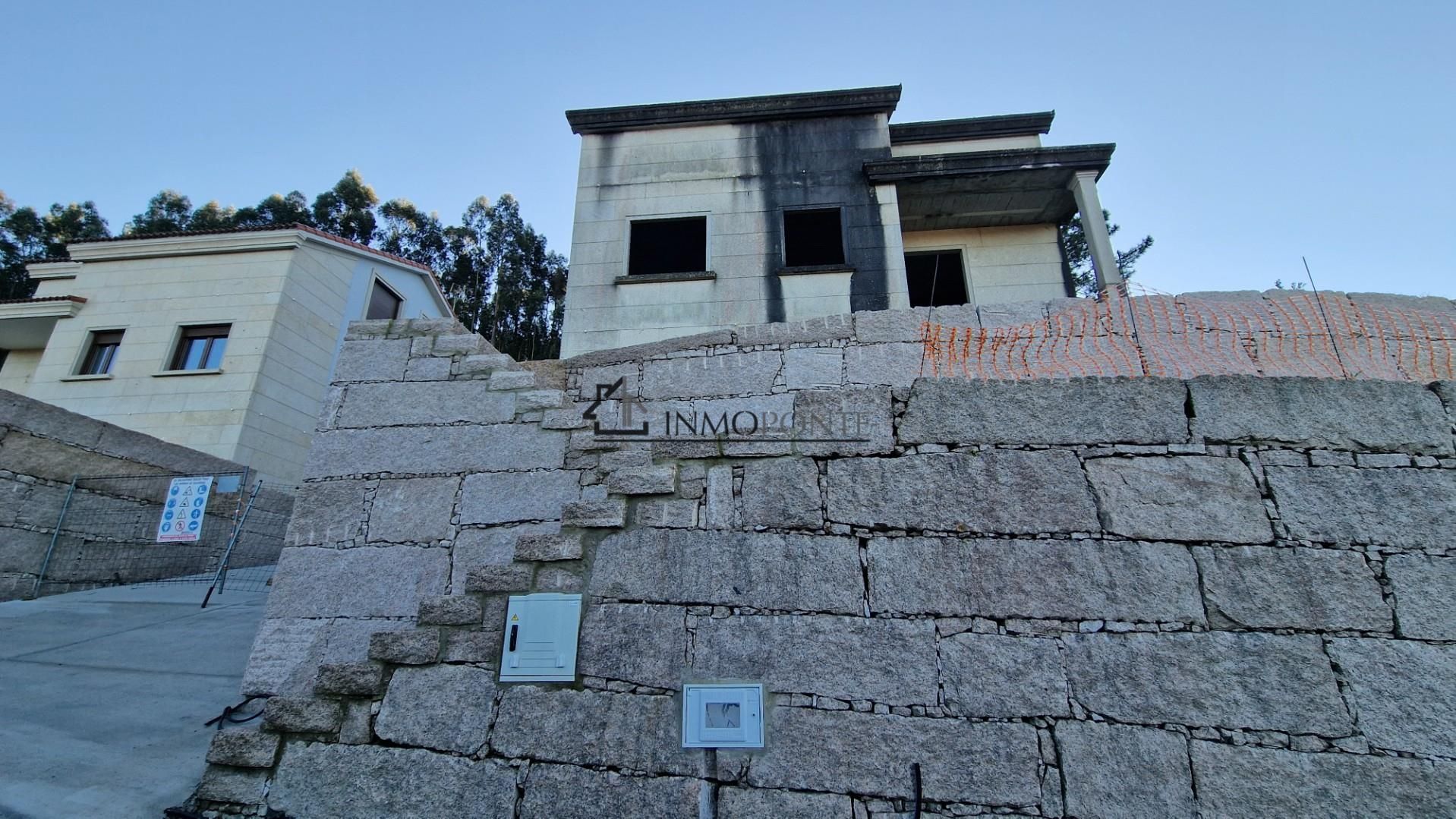 Exterior view of House or chalet for sale in Pontevedra Capital   with Private garden