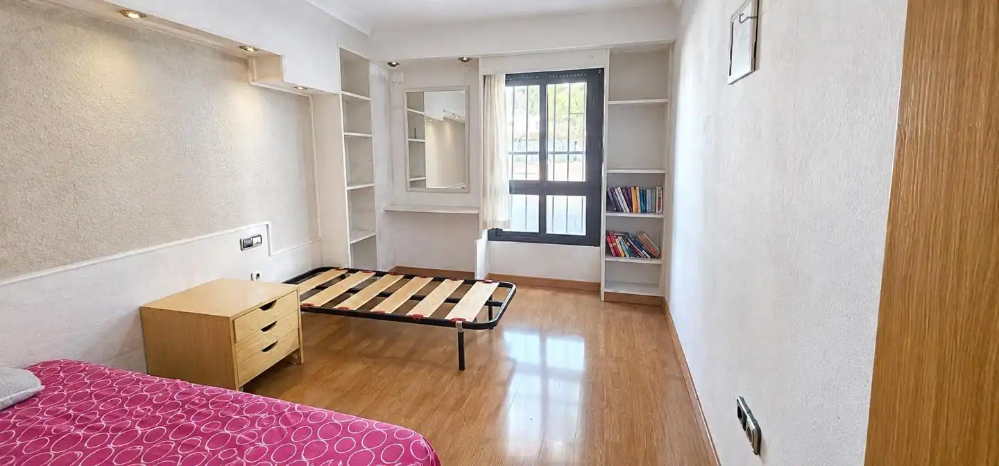 Erdgeschosswohnung zum Verkauf in Calle de los Teatinos, imagen 5