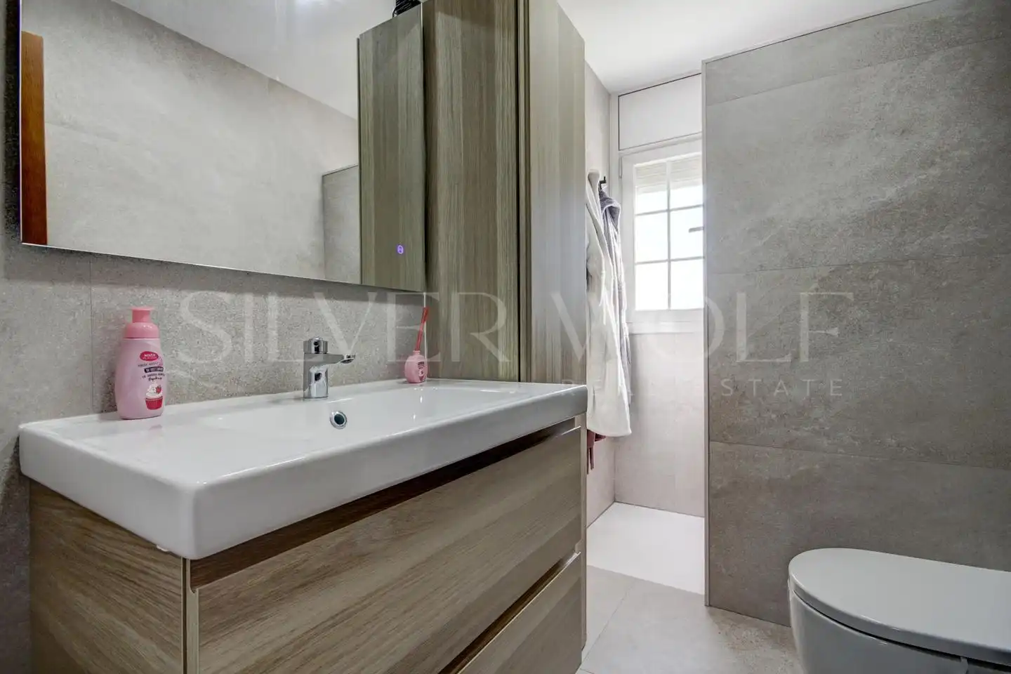 Bathroom of Houses for sale in Polinyà  with Air Conditioner, Heating and Private garden