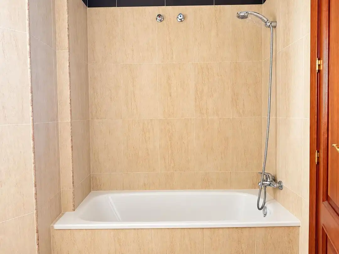Bathroom of Flat for sale in Periana, Málaga