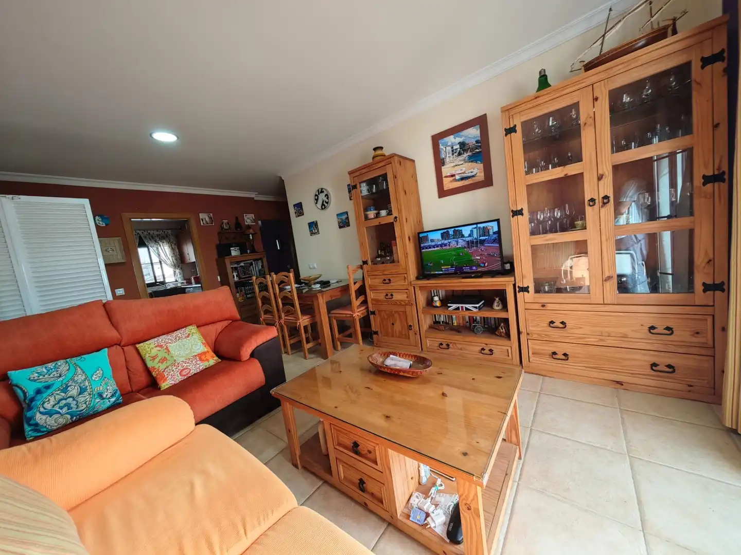 Sala de estar de Apartamento en venta en Chiclana de la Frontera con Jardín privado, Terraza y Amueblado