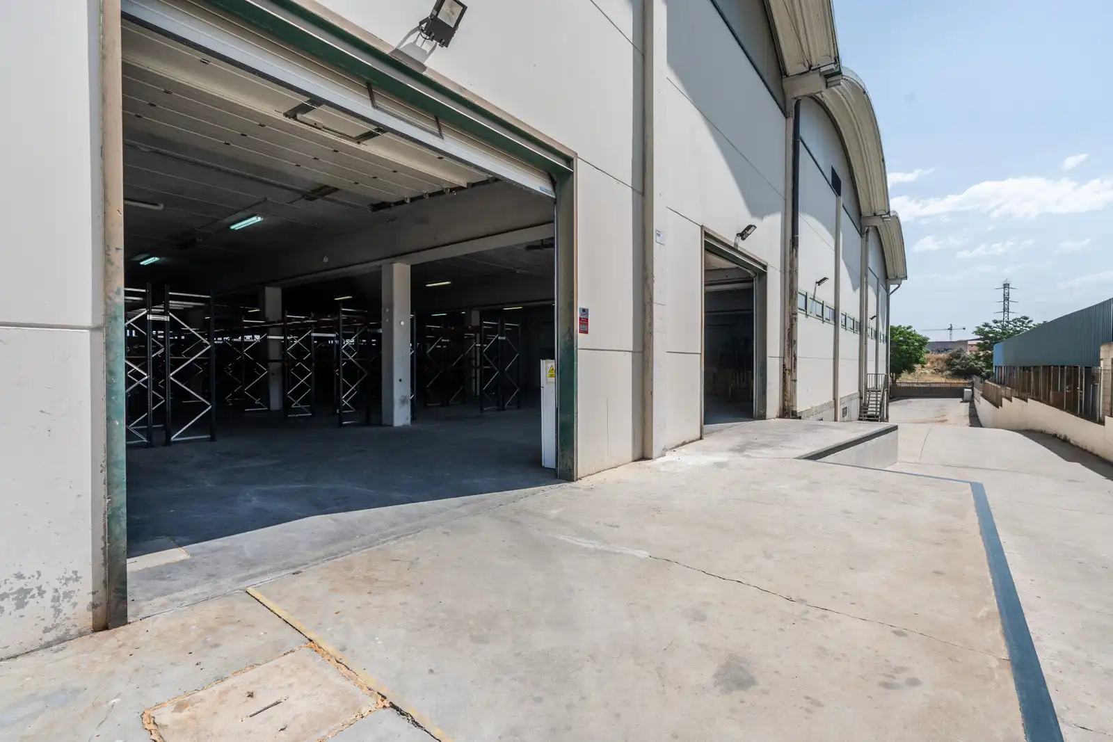 Exterior view of Industrial buildings for sale in Colmenar Viejo  with Heating