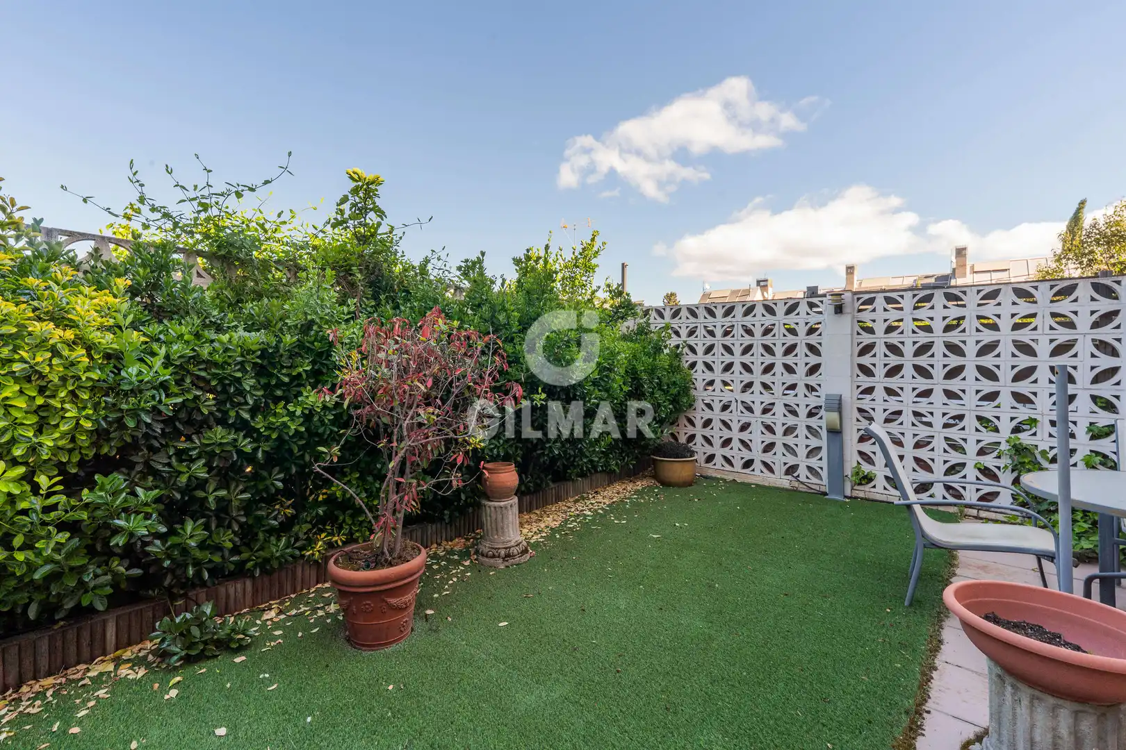 Garten von Einfamilien-Reihenhaus zum Verkauf in Pozuelo de Alarcón mit Heizung, Privatgarten und Schwimmbad
