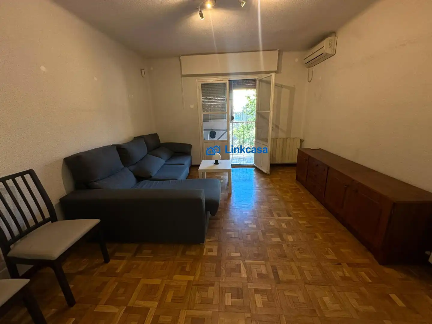 Sala de estar de Piso en venta en Madrid con Calefacción, Parquet y Terraza