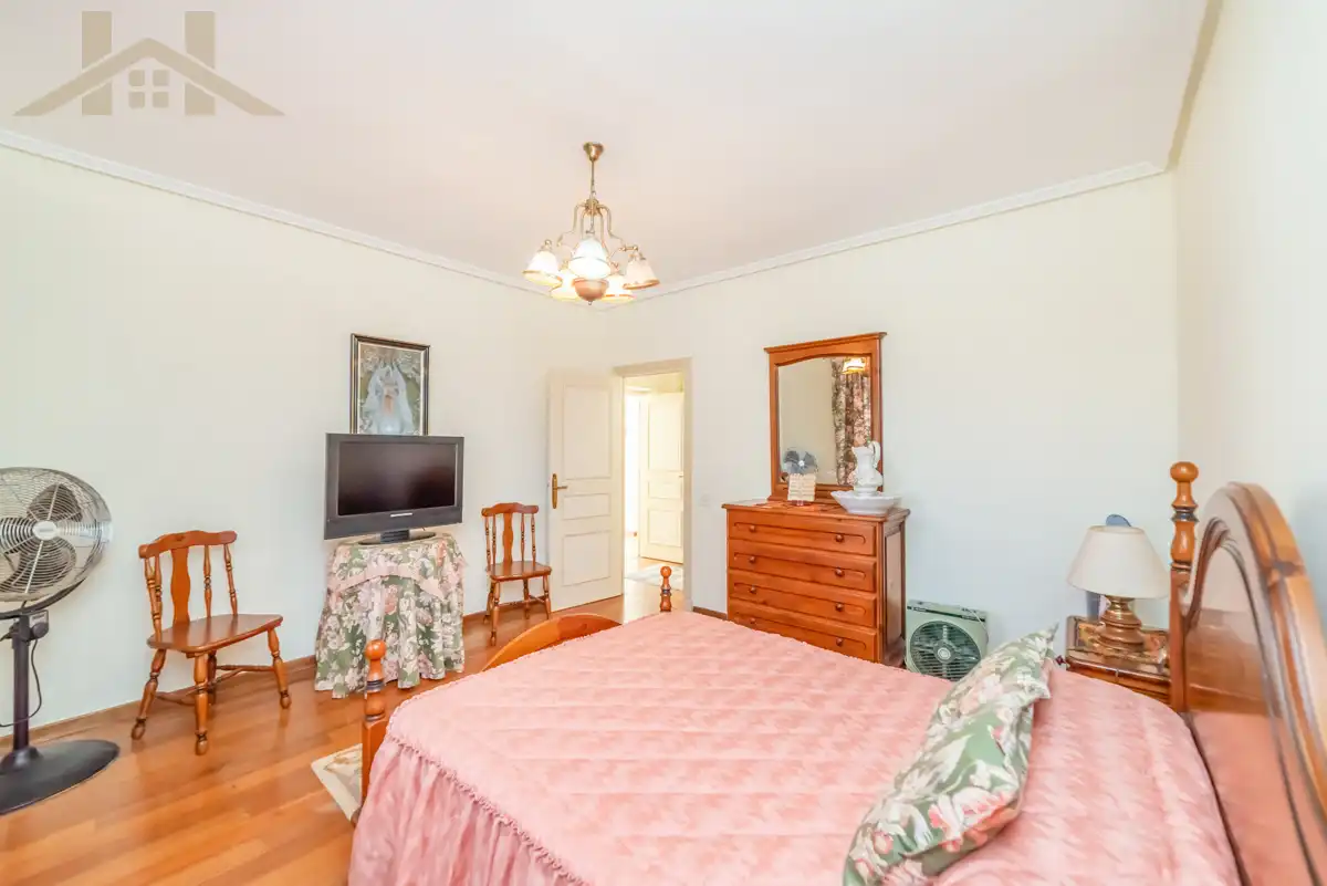 Bedroom of Country homes for sale in Ciempozuelos  with Private garden, Storage room and Swimming Pool