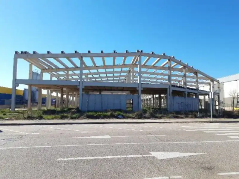 Vista exterior de Nave industrial en venta en Quer