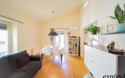 Living room of Duplex for sale in Girona Capital  with Air Conditioner, Terrace and Balcony