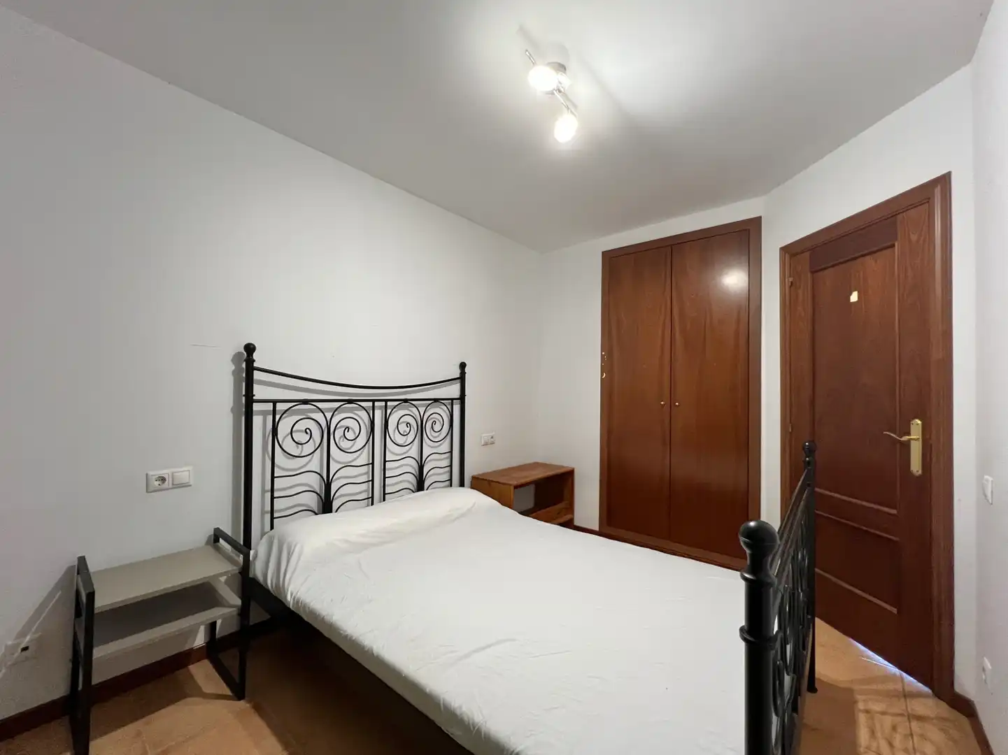 Habitación de Piso en venta en Amposta con Jardín privado, Terraza y Amueblado