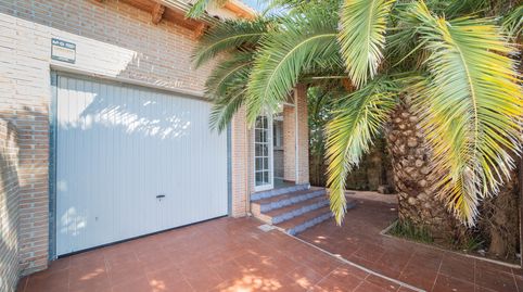 Foto 2 de Casa adosada en venta en Carranque, Toledo