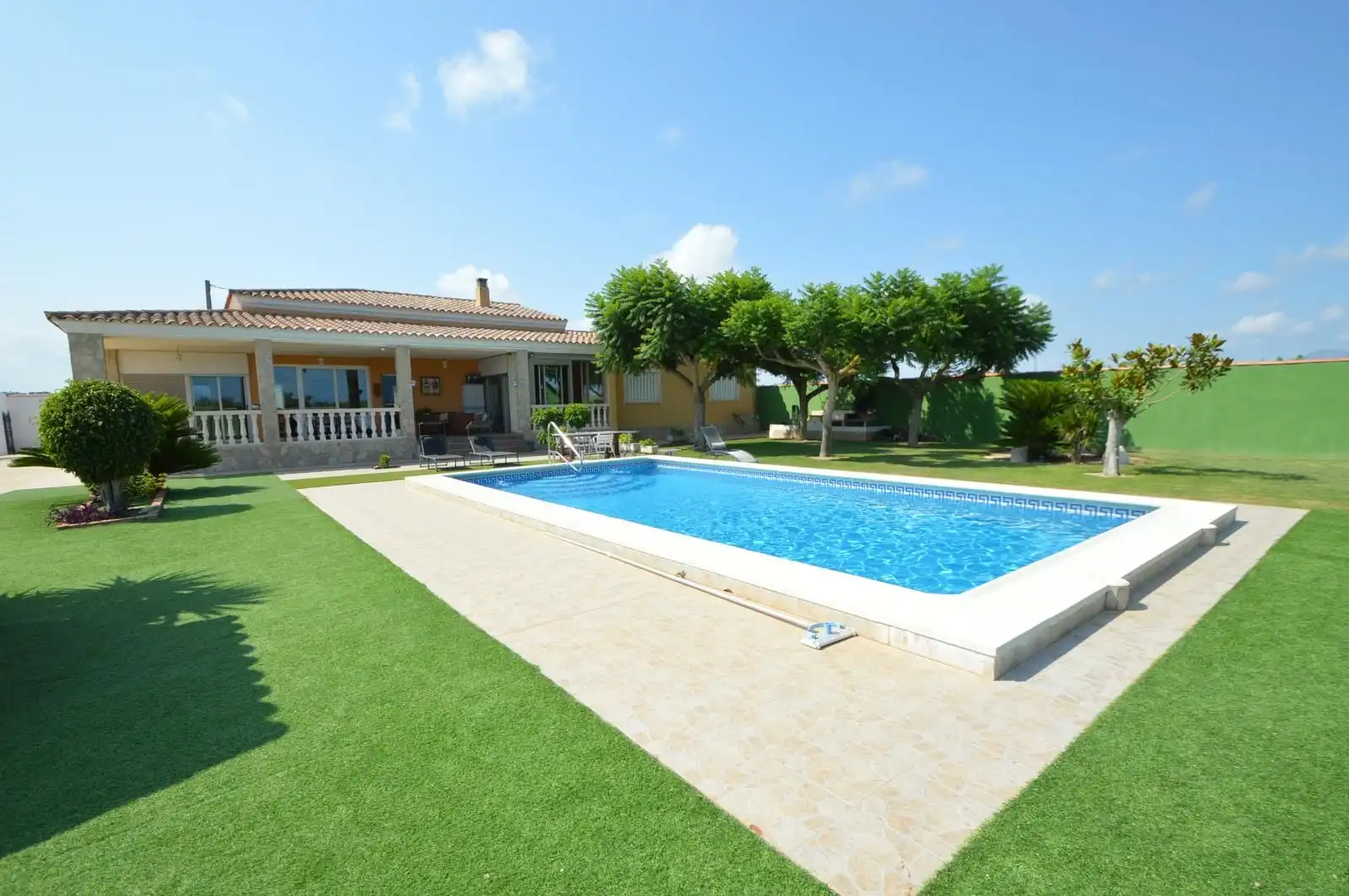 Piscina de Casa o chalet en venta en Vinaròs con Aire acondicionado, Jardín privado y Terraza