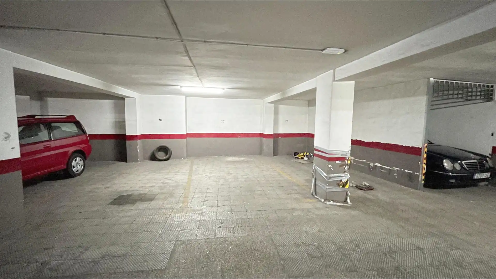 Parkplatz von Garage zum Verkauf in Córdoba