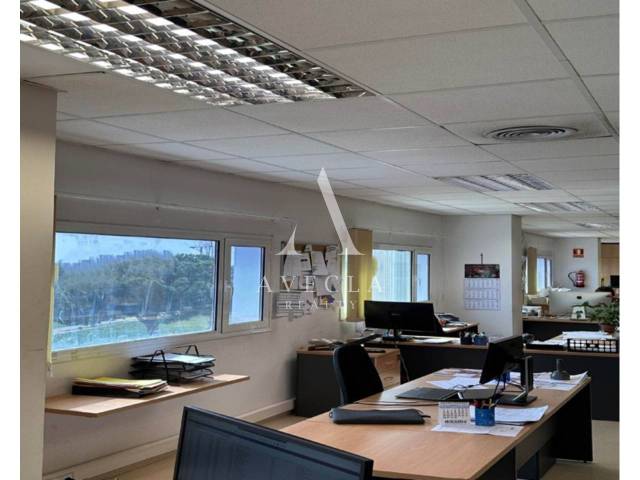 Nave industrial en Alquiler en Calle Resseguidora, 47 en Pla d'en Boet