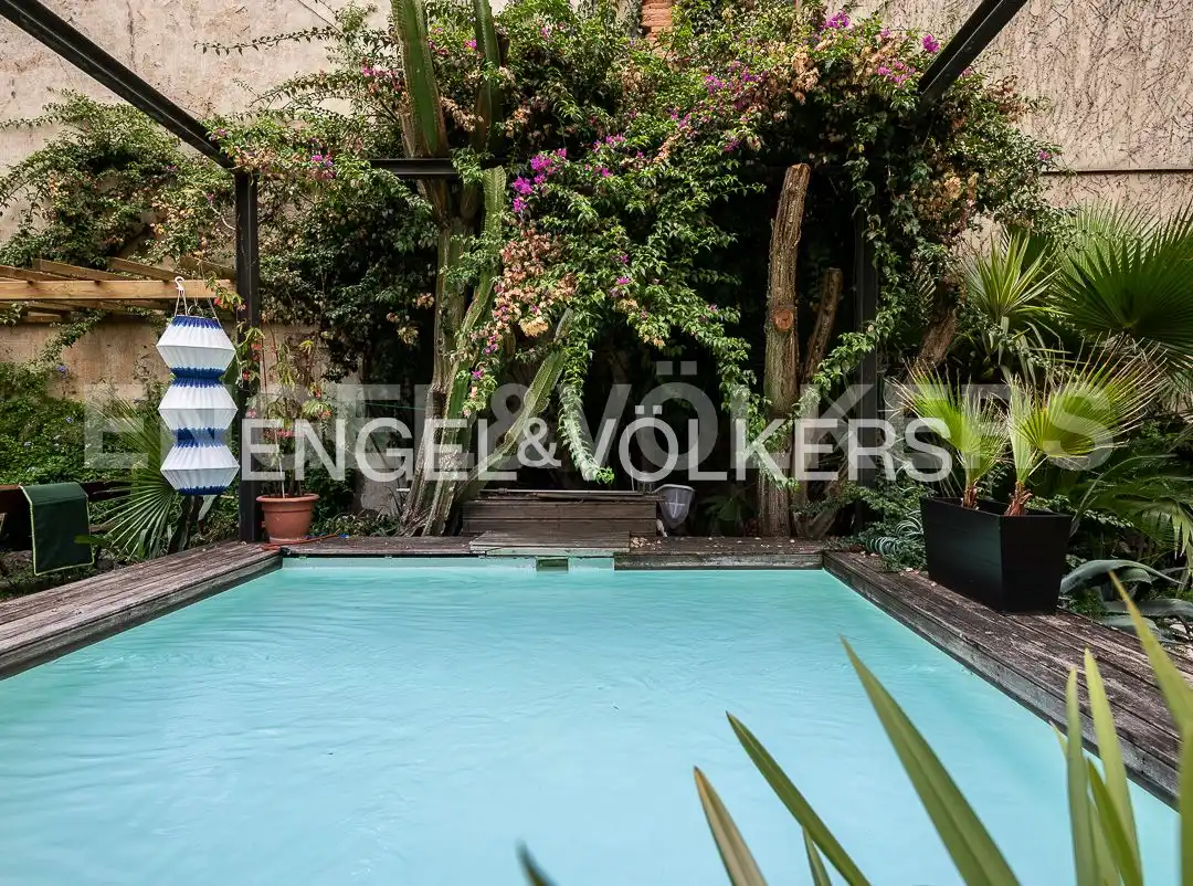 Piso con piscina en venta en Ciutat Vella