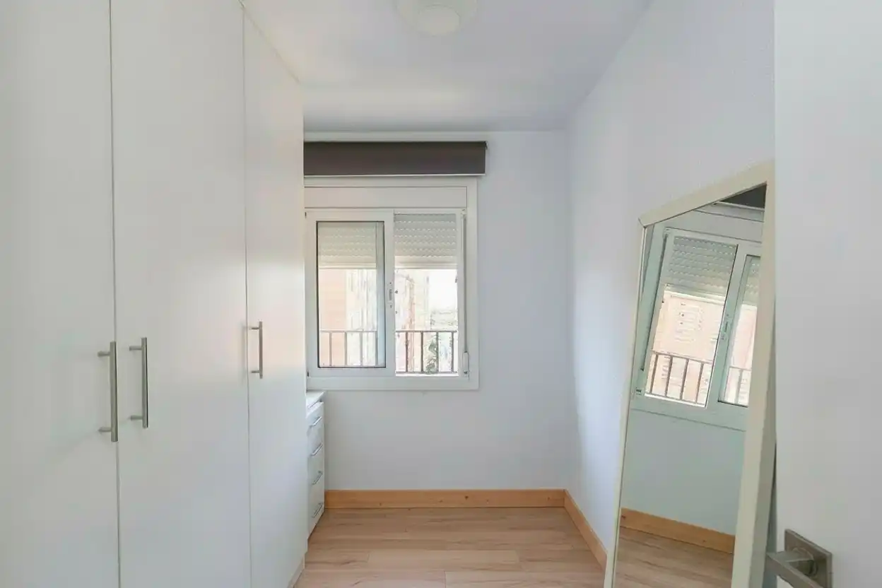 Bedroom of Flat for sale in L'Hospitalet de Llobregat