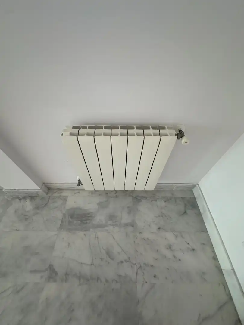 Jardín de Piso de alquiler en Alicante / Alacant con Aire acondicionado y Piscina comunitaria