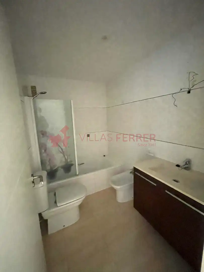 Bathroom of Flat for sale in Dénia  with Storage room