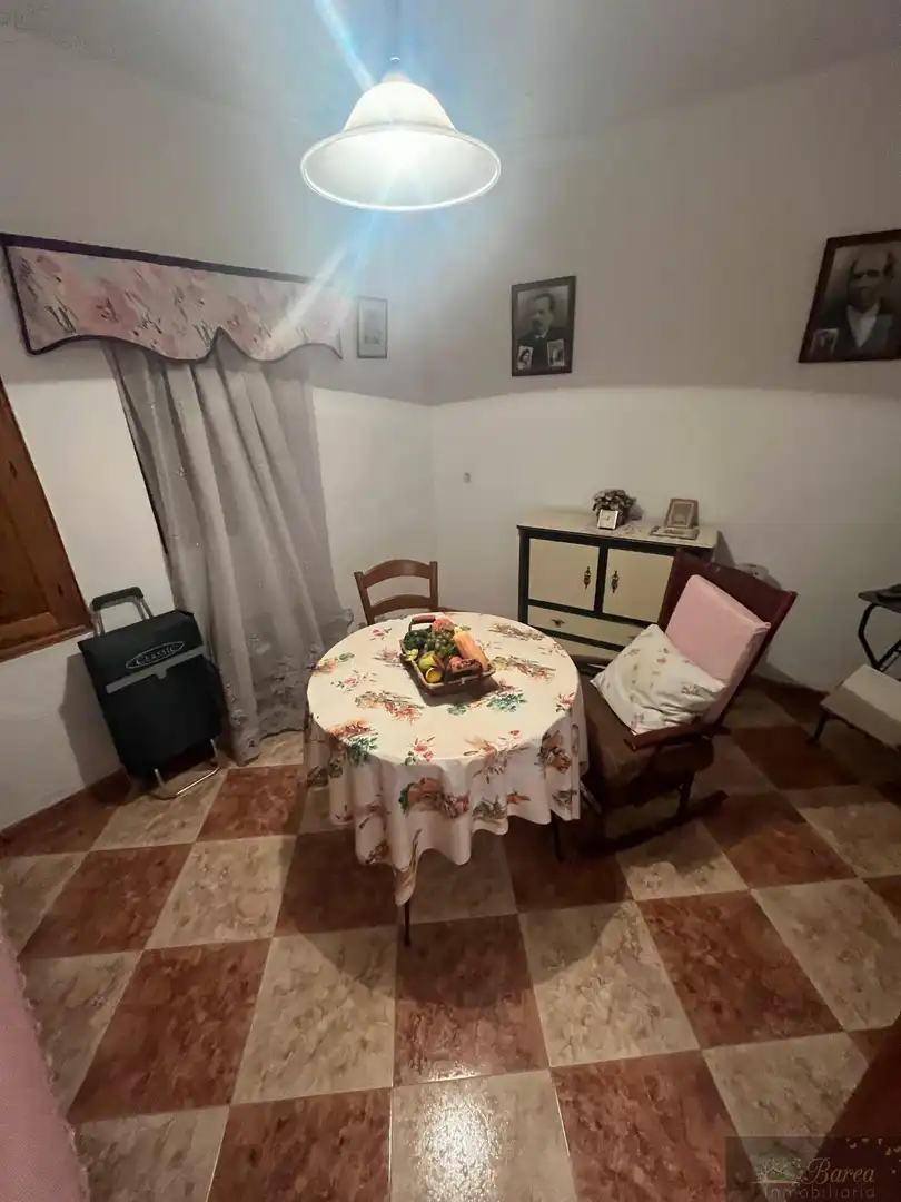 Casa in vendita a Rute