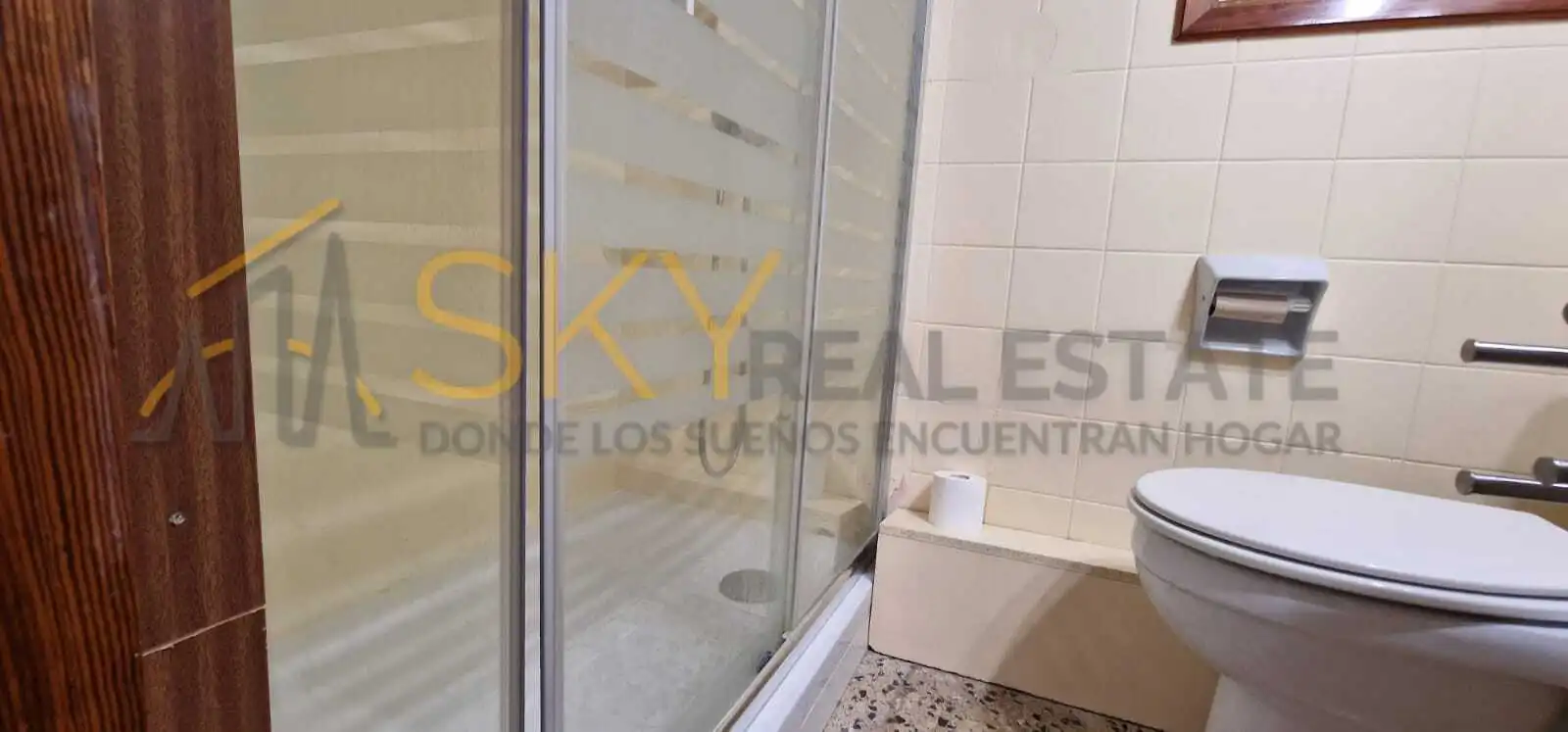Bany de Pis en venda en  Palma de Mallorca amb Aire condicionat, Terrassa i Moblat