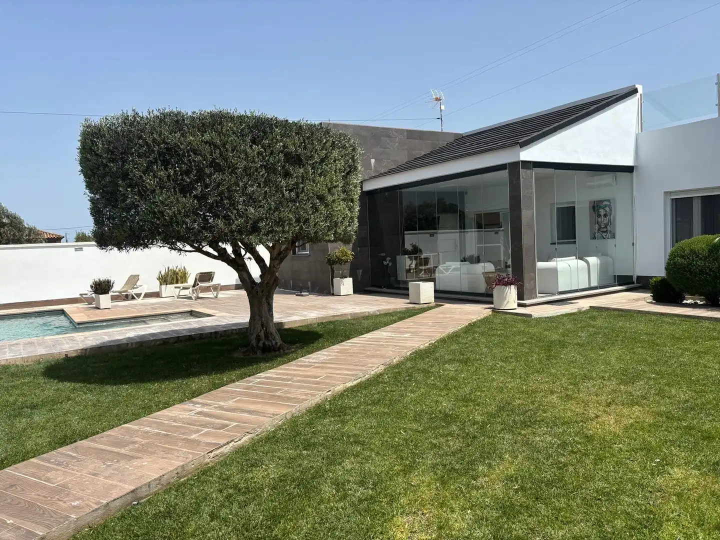 Jardín de Casa o chalet en venta en Chiclana de la Frontera con Aire acondicionado, Calefacción y Jardín privado