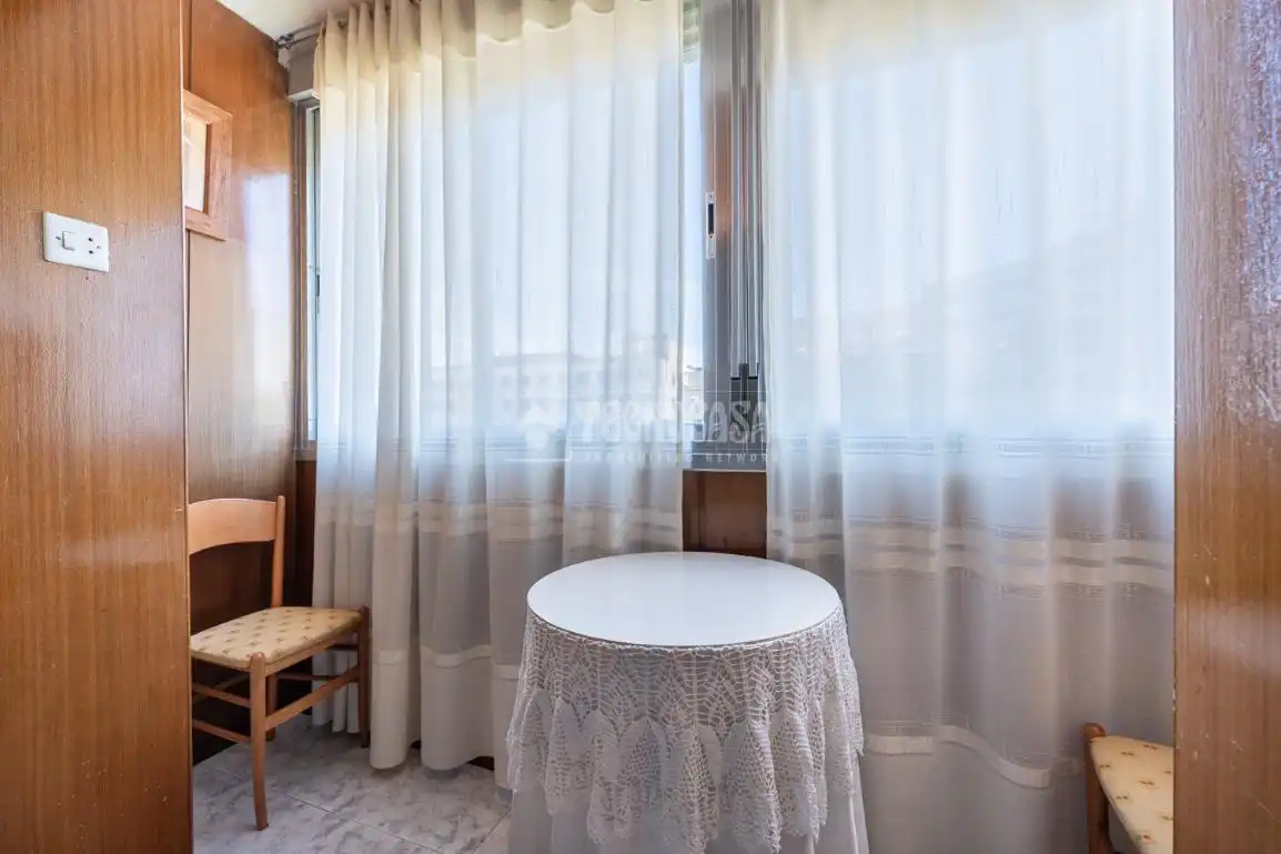 Habitación de Piso en venta en Madrid con Calefacción