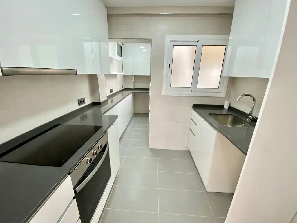 Wohnung zur Miete in Carrer de Juan de Mena, La Vall d'Hebron