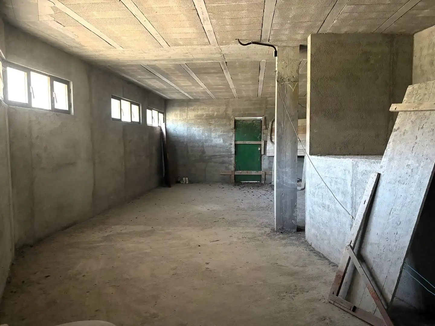 Commercial properties for sale in Larrabetzu