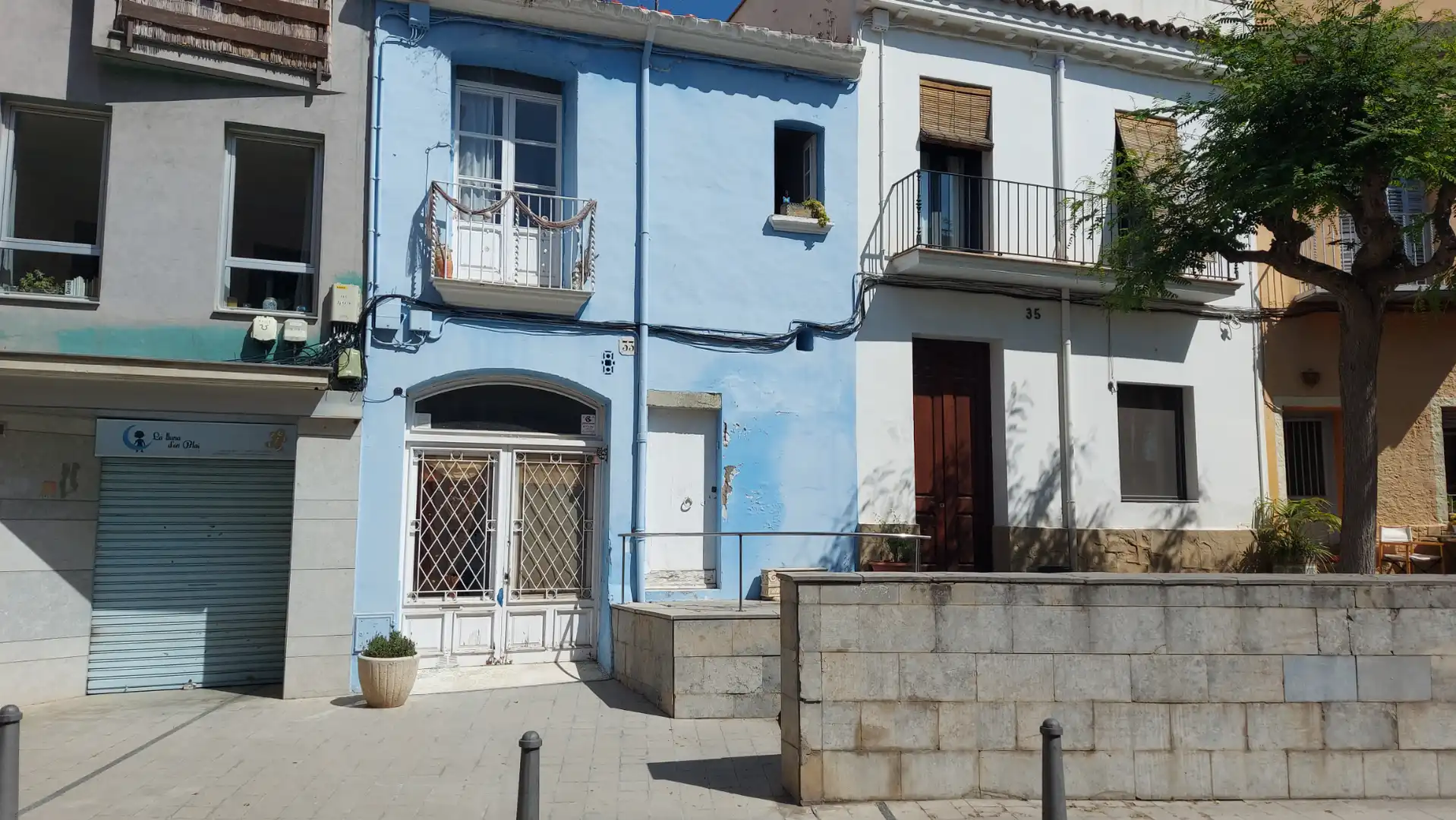 Vista exterior de Casa adosada en venta en Caldes d'Estrac con Calefacción, Parquet y Amueblado