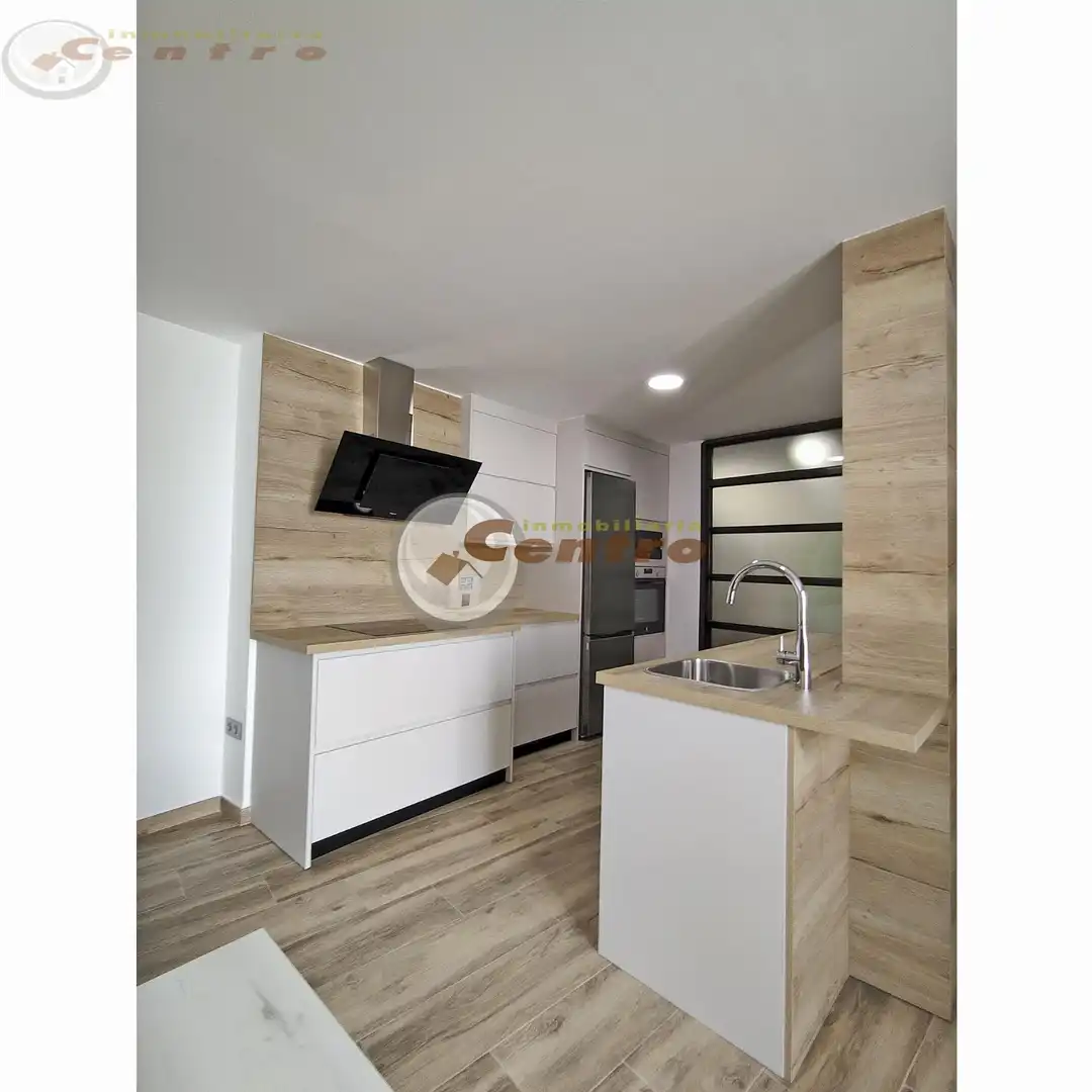 Cuina de Apartament en venda en Albacete amb Aire condicionat, Calefacció i Terrassa