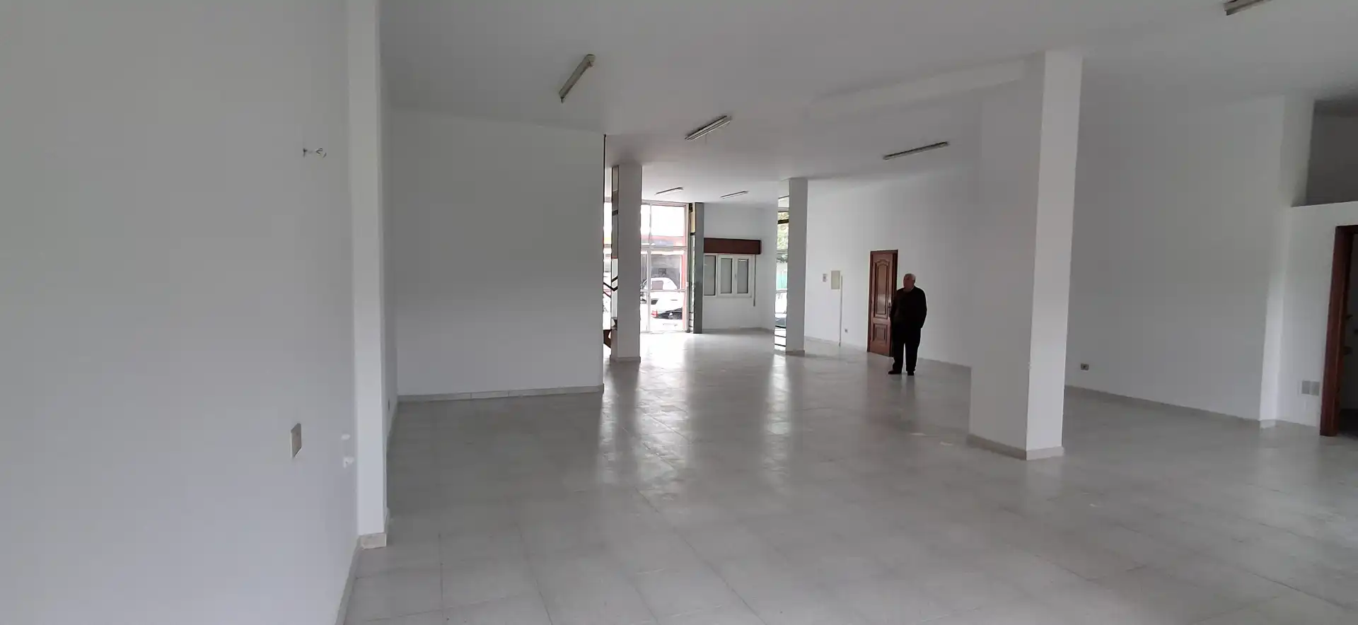 Business premises to rent in Calle Cimadevila 73, imagen 4