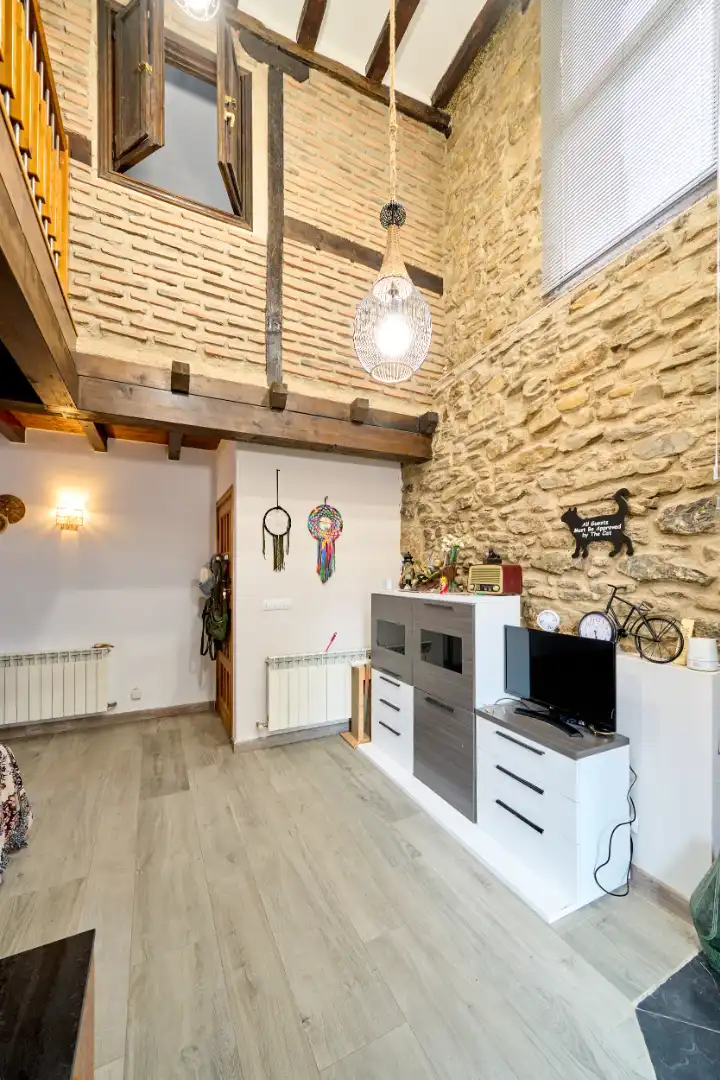 Casa adosada en venda en Vitoria - Gasteiz amb Jardí privat, Terrassa i Traster
