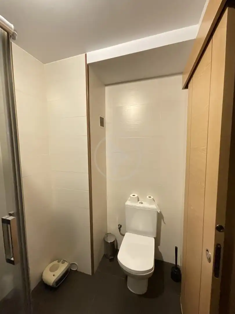 Bany de Pis en venda en Linares amb Aire condicionat i Terrassa