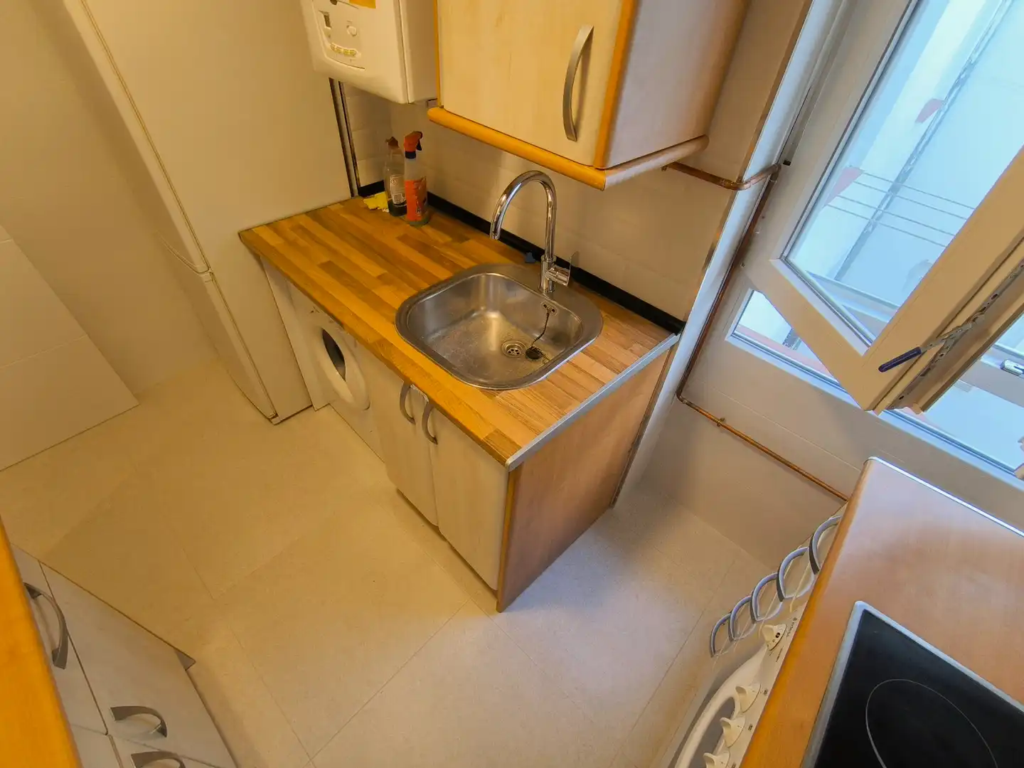 Kitchen of Flat for rent in Palencia  with Heating, Parquet flooring and Terrace