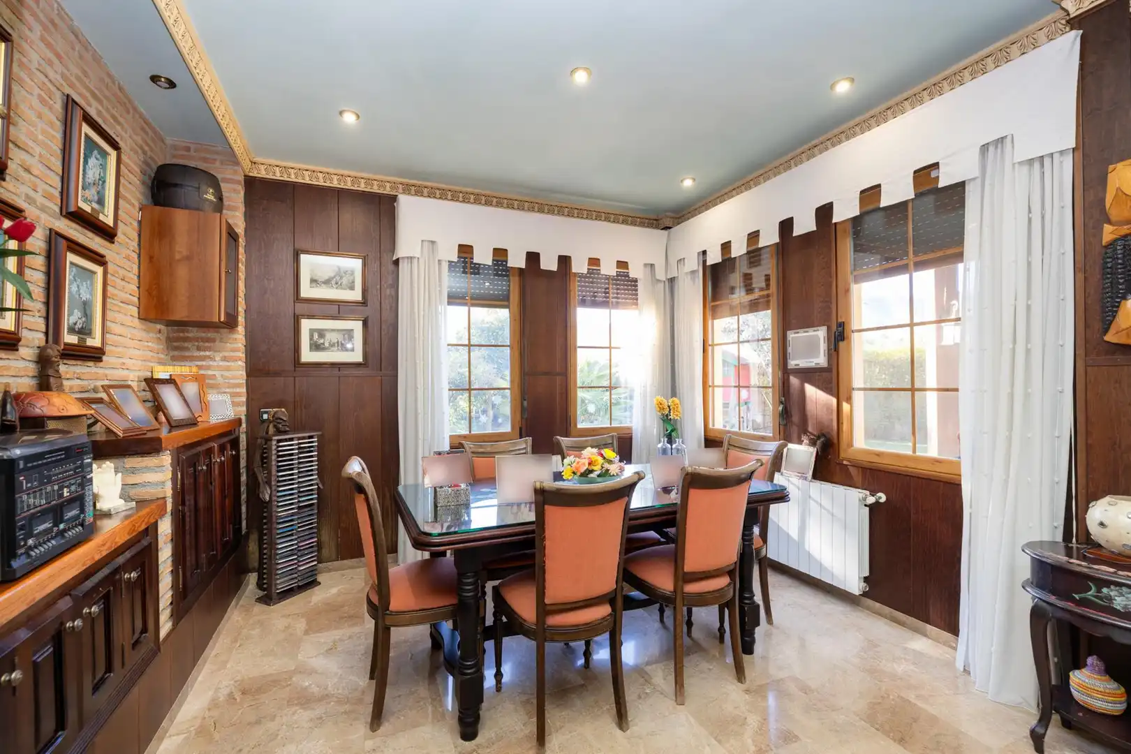 Comedor de Casa o chalet en venta en El Valle con Calefacción, Jardín privado y Terraza