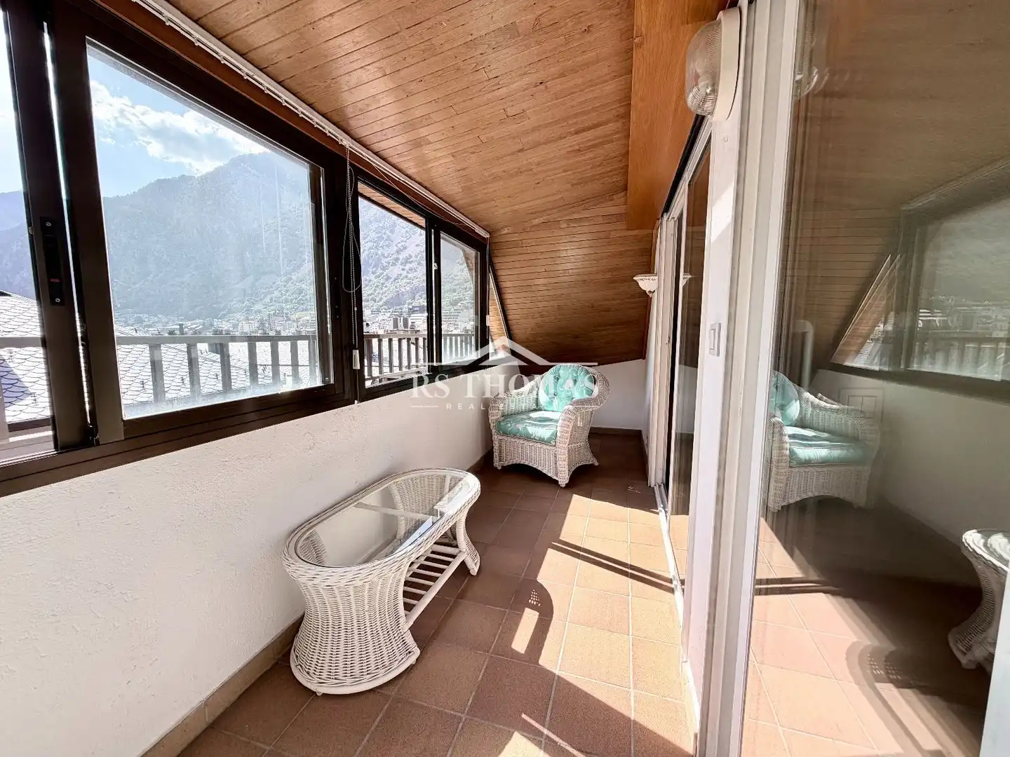 Terraza de Ático de alquiler en Andorra la Vella con Calefacción y Terraza