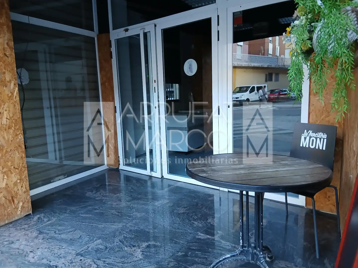 Local comercial en venta en Llombai, imagen 3