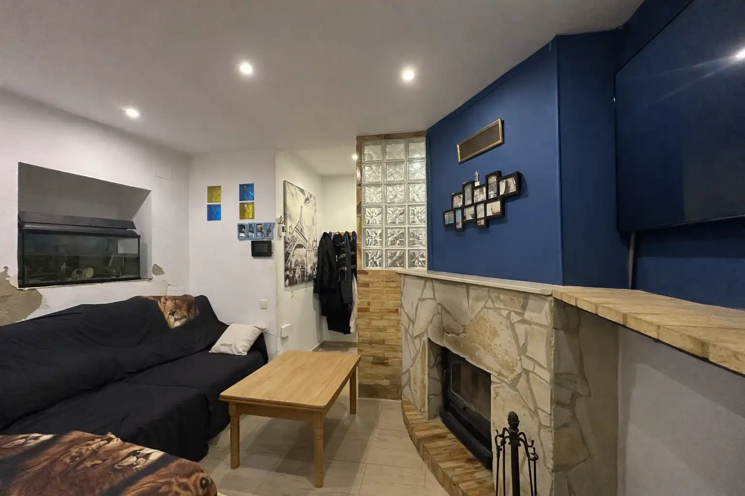 Living room of Country homes for sale in Ontinyent  with Air Conditioner and Heating