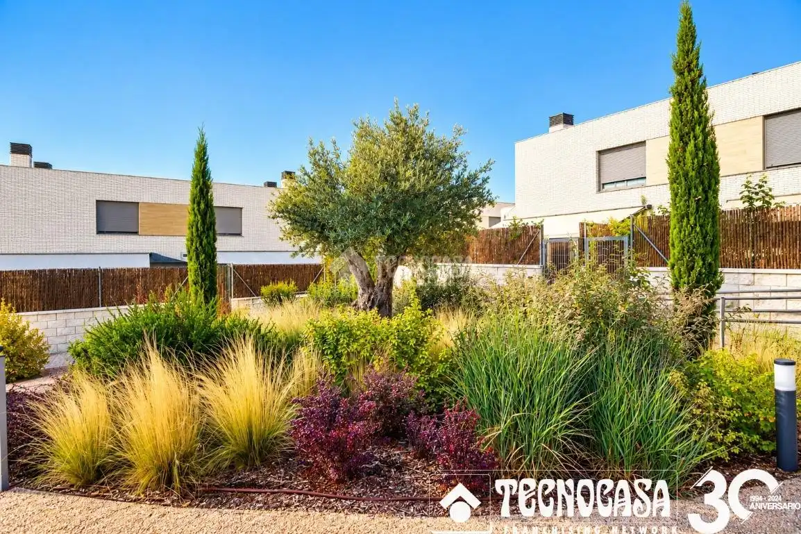 Casa pareada con piscina en venta en El Bosque, imagen 25