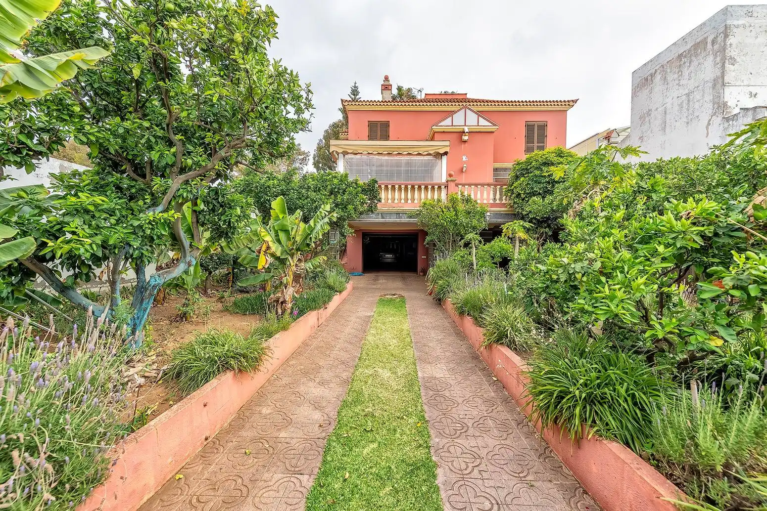 Jardí de Casa o xalet en venda en Las Palmas de Gran Canaria amb Aire condicionat, Jardí privat i Terrassa