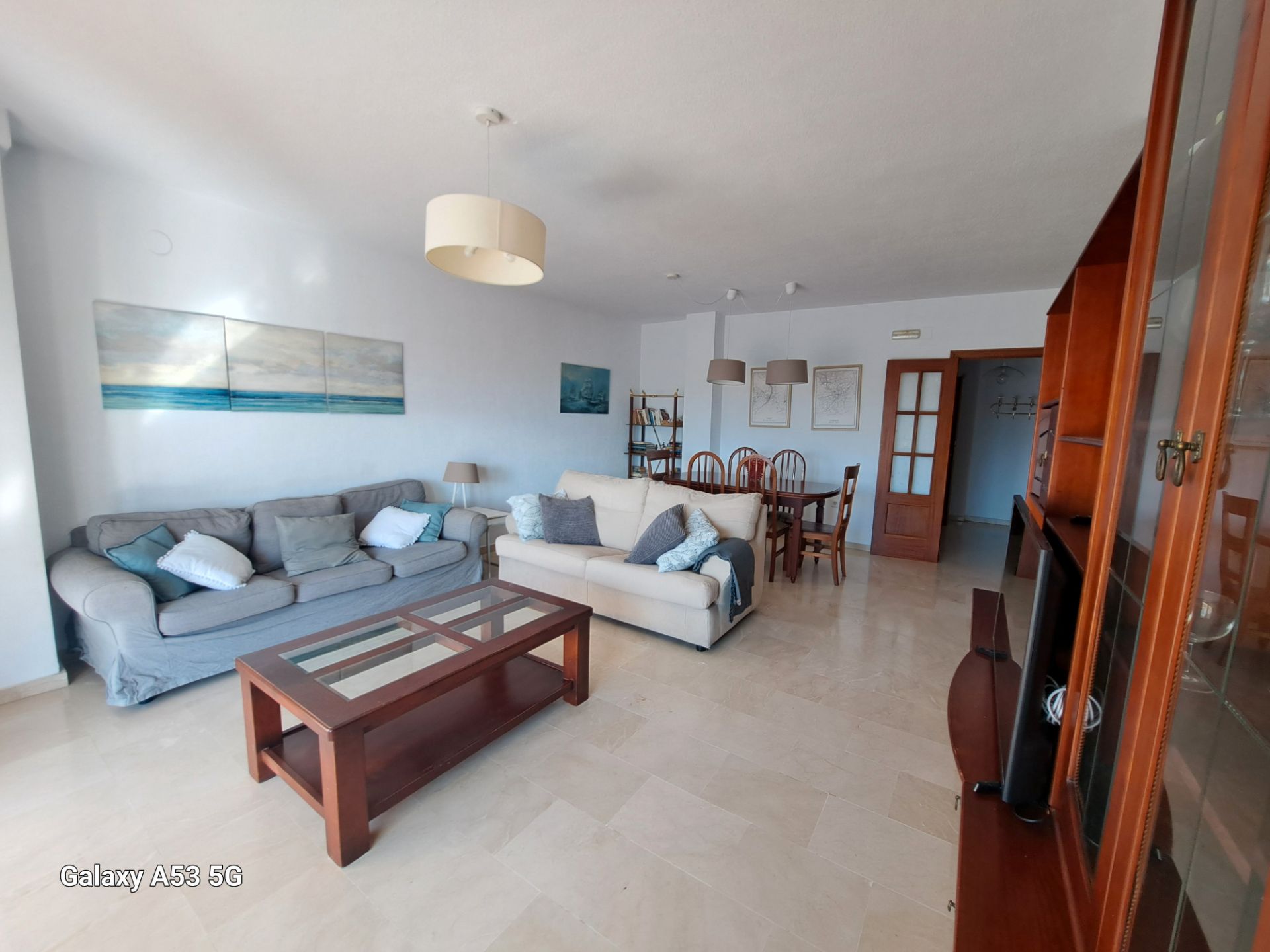 Sala d'estar de Pis de lloguer en Marbella amb Calefacció, Terrassa i Moblat