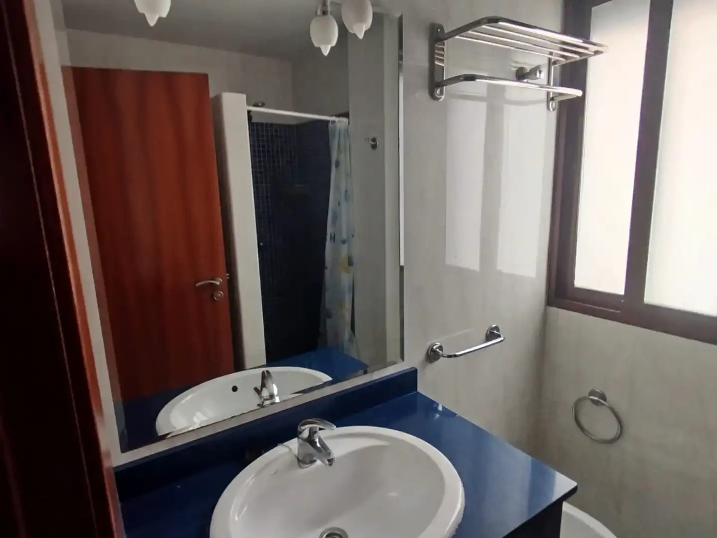 Baño de Apartamento de alquiler en Murcia con Aire acondicionado, Calefacción y Amueblado