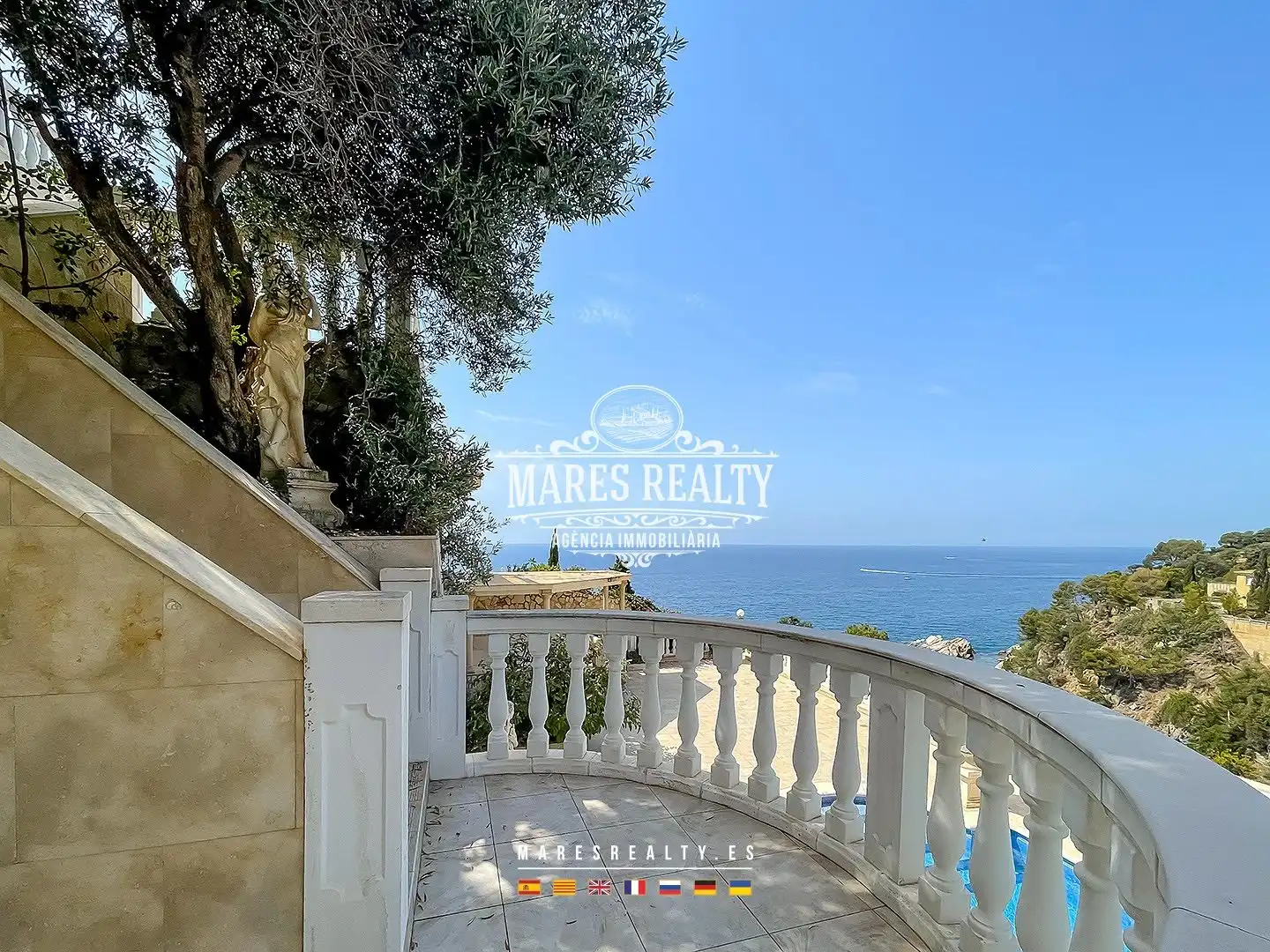Vista exterior de Casa o xalet en venda en Lloret de Mar amb Aire condicionat, Calefacció i Jardí privat