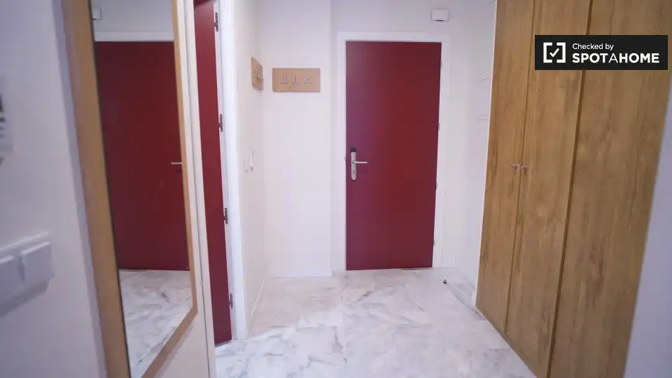 Habitació a Triana Oeste