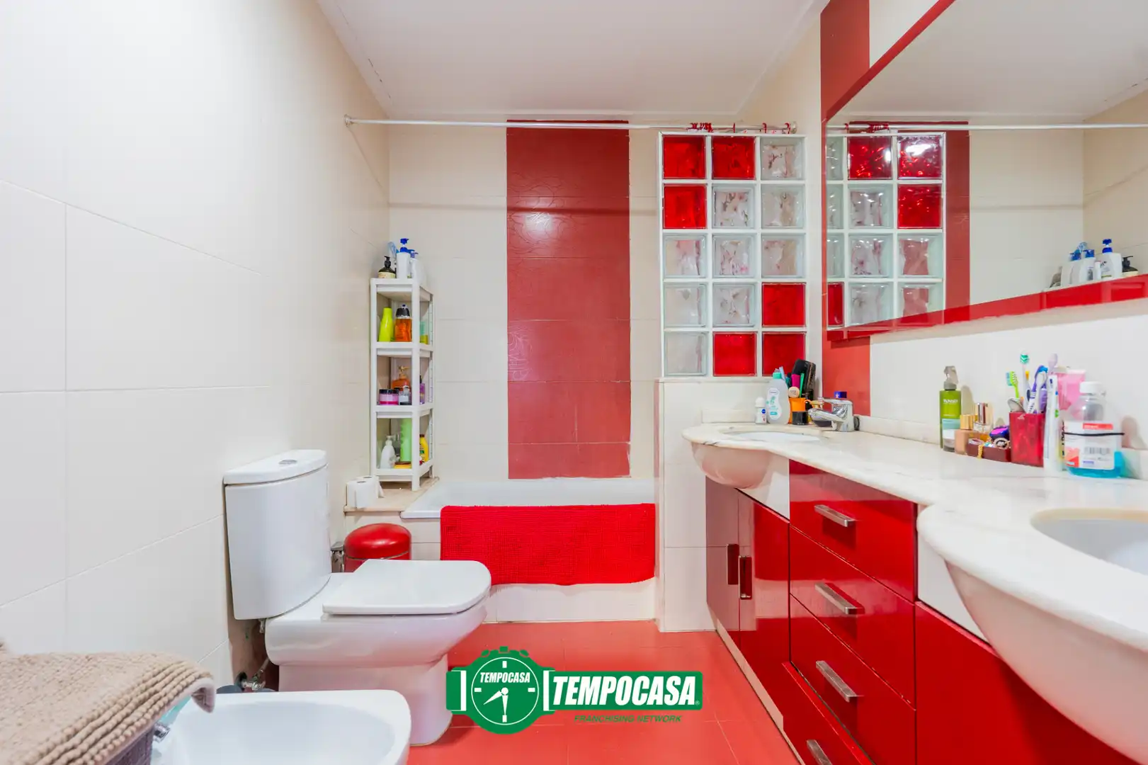 Bathroom of Flat for sale in Sueca  with Air Conditioner, Heating and Terrace