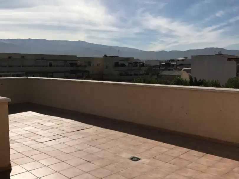 Terrasse von Dachboden zum Verkauf in Churriana de la Vega mit Klimaanlage, Terrasse und Balkon