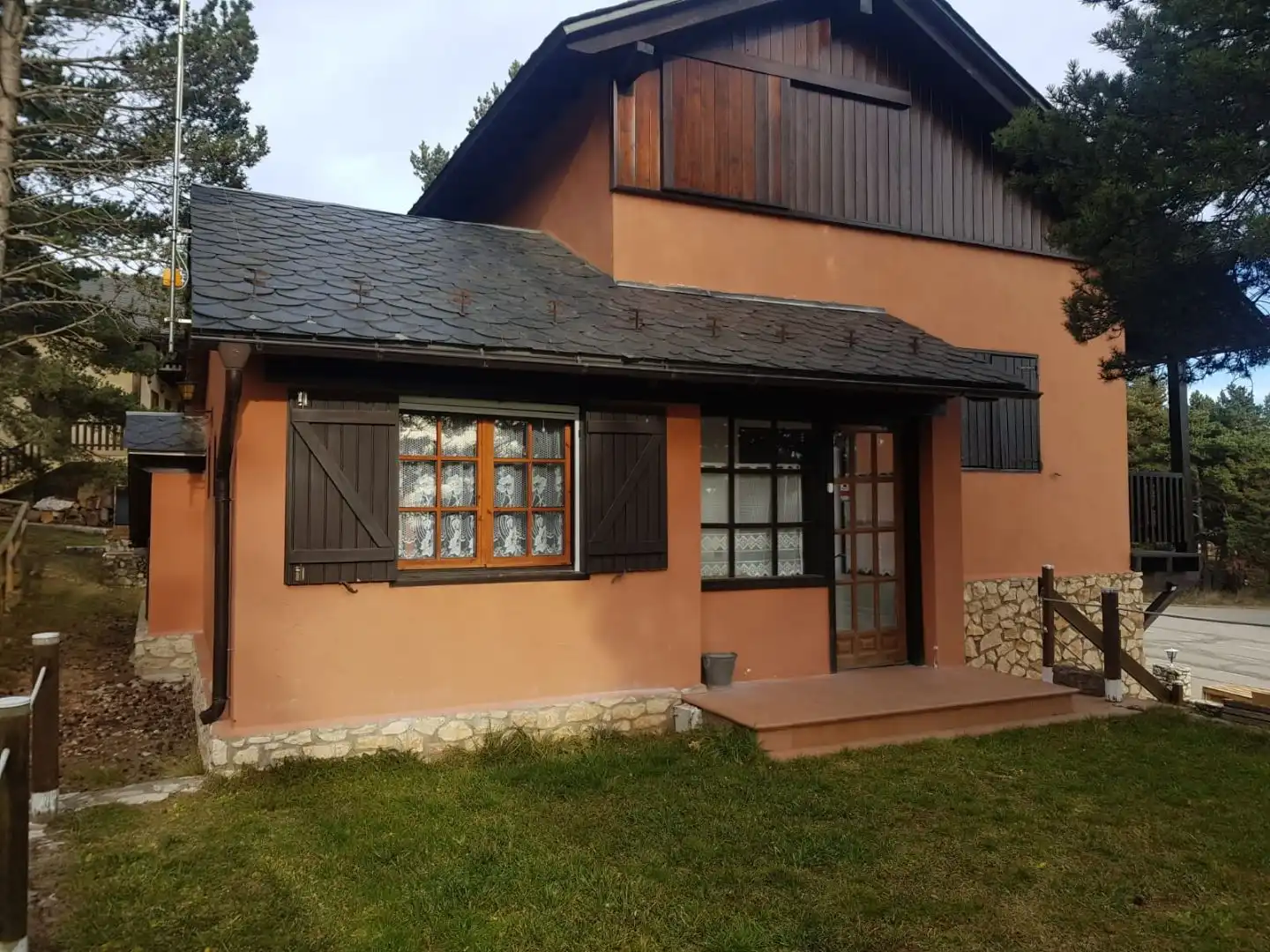 Villa mit Garten zum Verkauf in Avda. Port del Comte 95, imagen 2